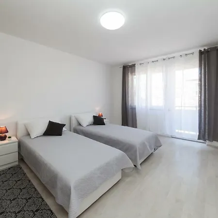Bordura * Ζαντάρ